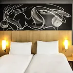 ホテル イビス サントル プティ フランス 3*