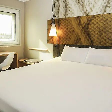 Ibis Centre Petite France Hotel 3*