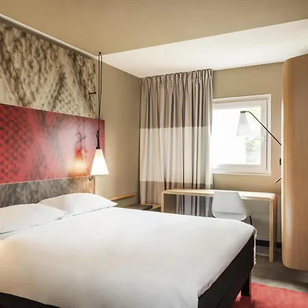 Ibis Centre Petite France 3*