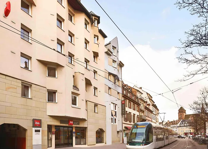 ホテル イビス サントル プティ フランス