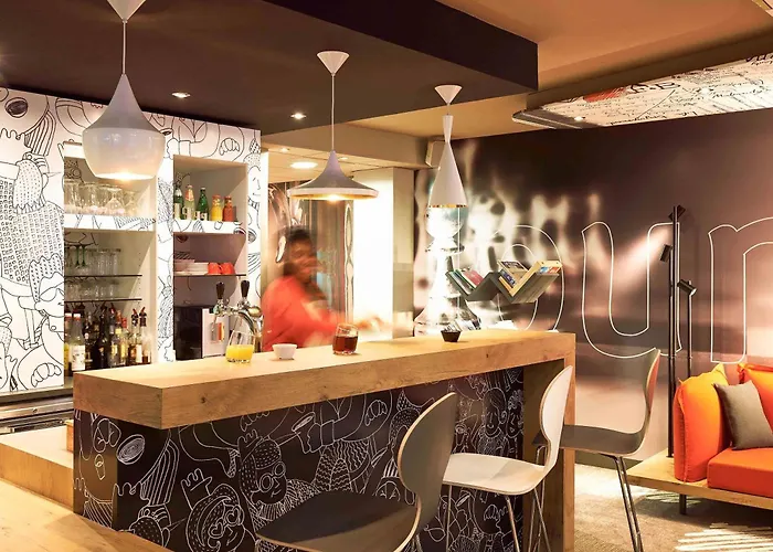 イビス サントル プティ フランス ホテル