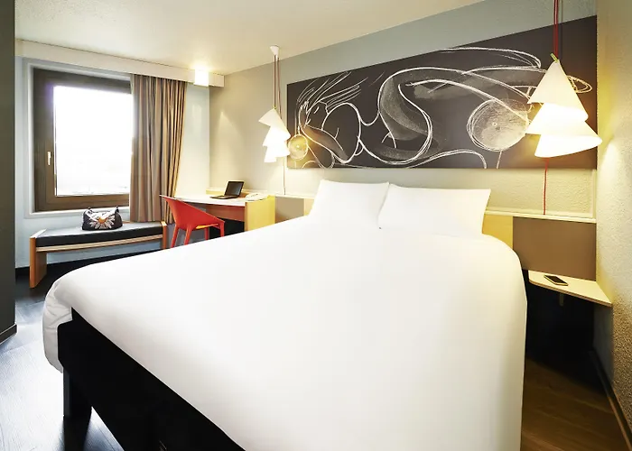 Ibis Centre Petite France 3*