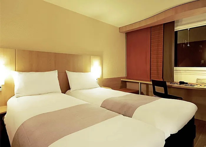 Hotel Ibis Centre Petite France 3*