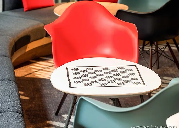 イビス サントル プティ フランス ホテル 3*