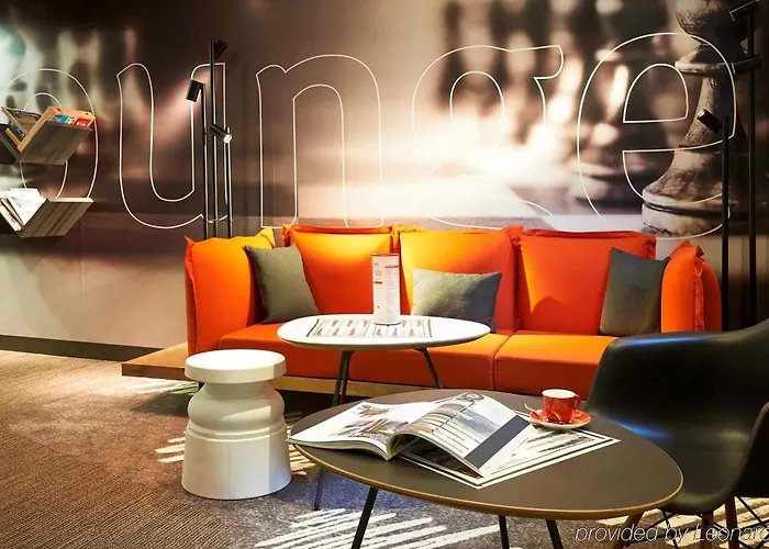 ホテル イビス サントル プティ フランス ストラスブール