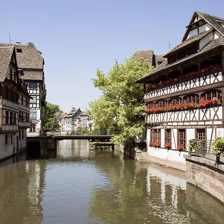 Ibis Centre Petite France Hotel 3*