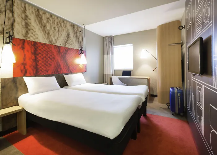 Hotel Ibis Centre Petite France 3*